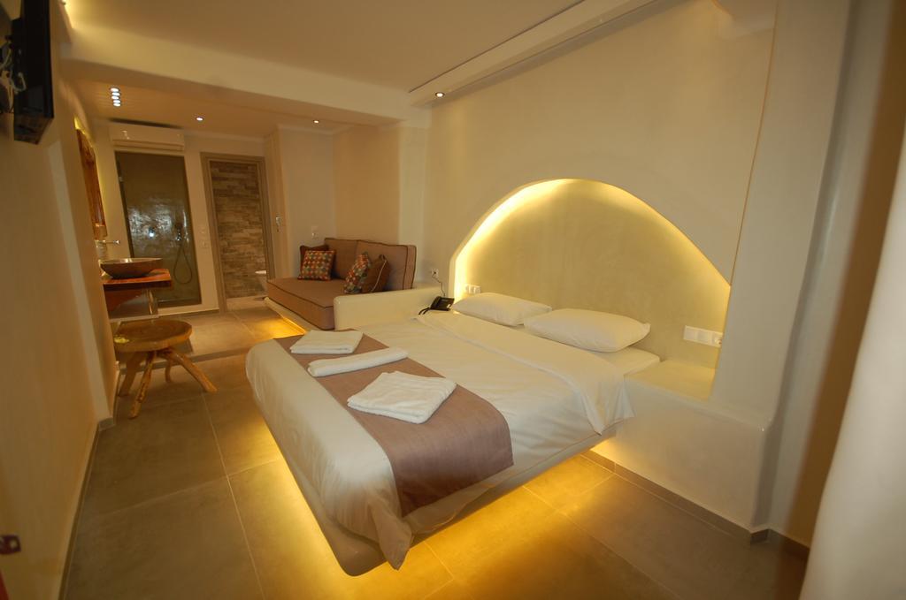 Regal View Hotel Mykonos Town Bagian luar foto