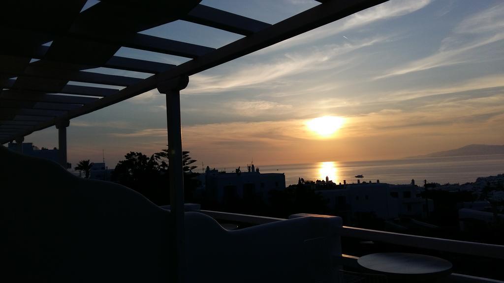 Regal View Hotel Mykonos Town Bagian luar foto